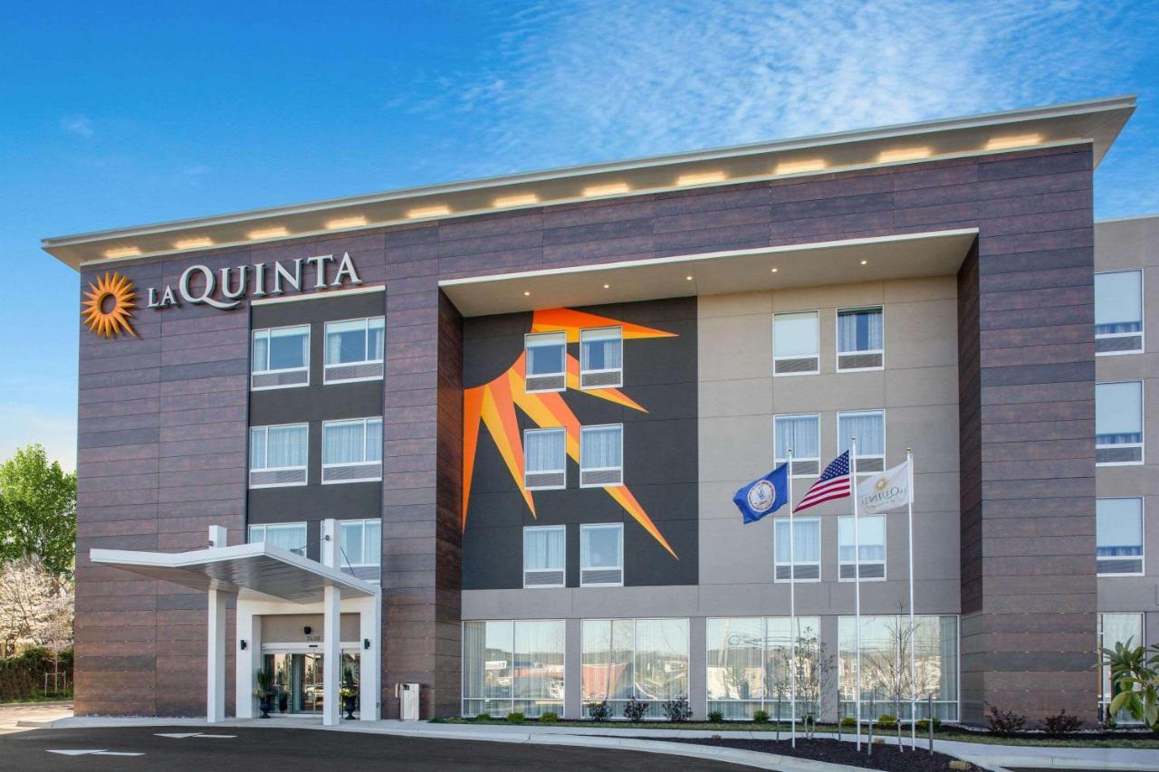 La Quinta Inn & Suites By Wyndham Manassas, Va- Dulles Airport Exterior photo